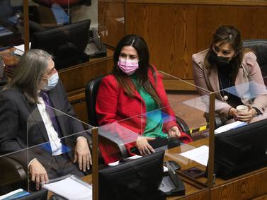 La diputada Jenny Álvarez defiende su postura de no vacunarse: “La gente está cansada”