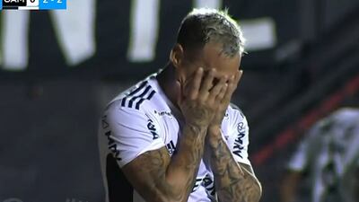 Barra brava de Atlético Mineiro exige la salida de Eduardo Vargas: “Jugador sin compromiso, voluntad y que no honra nuestros colores”
