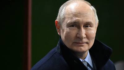 Vladimir Putin gana las elecciones de Rusia con el 87% de los votos