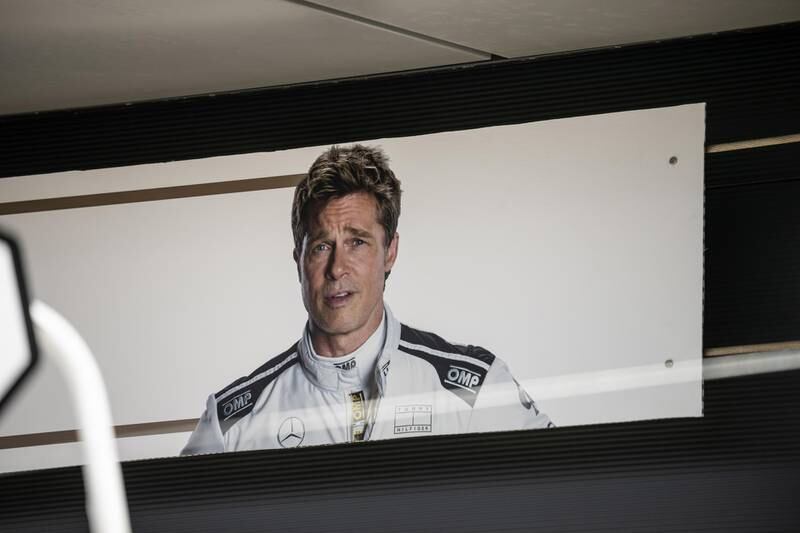 ¿Qué hacía Brad Pitt manejando un auto de Fórmula Uno en Silverstone?