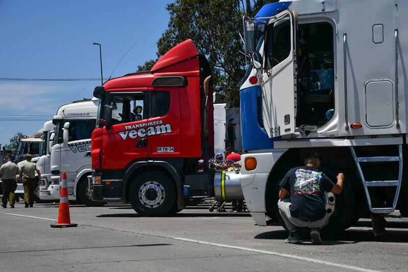 Gremio de Supermercados alerta sobre impacto de paro de camioneros en abastecimiento de alimentos – Publimetro Chile