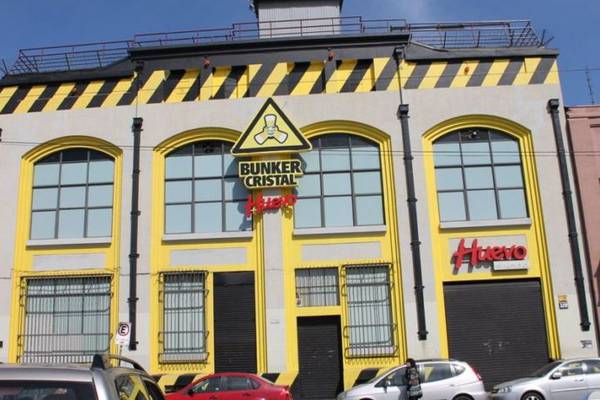 Tragedia en Valparaíso: DJ pierde la vida tras caer desde montacargas en conocida discoteca 