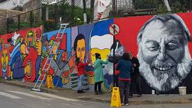 Preparan un “Caupolicanazo” como tributo a Patricio Manns y en Nacimiento le dedican un mural