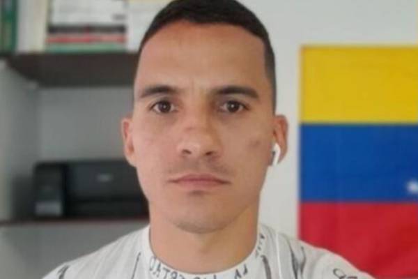 Tribunal revela la causa de muerte de exteniente Ronald Ojeda: familia todavía duda de que cuerpo sea el del exmilitar venezolano 