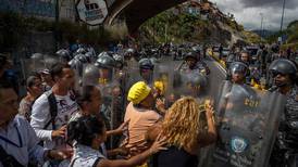 “Ni llegó en Navidad ni va a llegar en Año Nuevo”: venezolanos protestan por falta de pernil para las fiestas