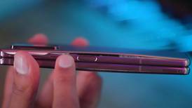 Samsung Galaxy Z Fold 2 y otros modelos inflan su batería: no sería tan grave como con el Galaxy Note 7