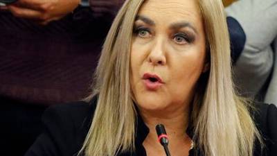 “No va a tener ningún tipo de censura”: Pamela Jiles reemplazará a Pepe Auth en programa con Checho Hirane