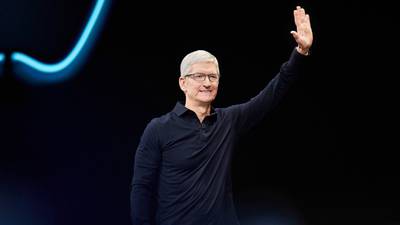 No es Tim Cook: Usuario suplanta la identidad del CEO de Apple y hasta sus vicepresidentes se confunden