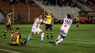 Cobresal se convierte en el nuevo líder del Campeonato Nacional tras vencer a Coquimbo