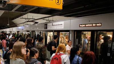 Metro de Santiago y tren EFE gratis: Conoce el plan del transporte público para estas votaciones