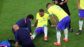 ¿Cuánto tardaría en recuperarse Neymar tras sufrir un esguince en el Mundial?