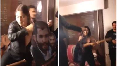 Renato Garín enfurecido por uso de piñata con su rostro en fiesta en la que participaba hija de Fernando Atria y Ximena Fuentes