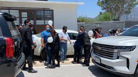 Familiares y amigos le dan el último adiós a Debanhi en Galeana, Nuevo León