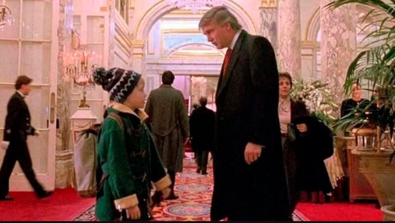 Donald Trump hizo una aparición en "Mi Pobre Angelito 2".