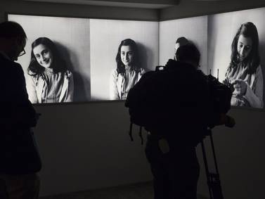 Un diario que se niega a morir: equipo busca esclarecer traición a Ana Frank 