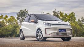 JAC ingresa en el mundo de la electromovilidad con el auto eléctrico más conveniente del mercado