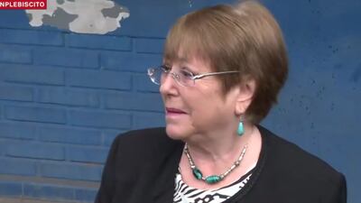 “Prefiero algo malo que algo pésimo”: Michelle Bachelet se manifestó tras votar en el plebiscito
