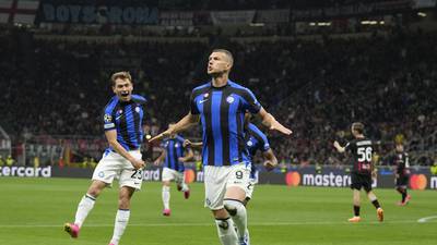 Inter pone un pie en la final de la Champions League