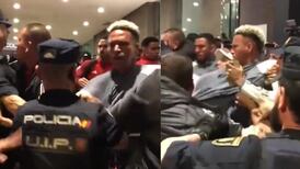¡Los confundieron! Jugadores de la Selección de Perú pelean con policías en Madrid