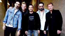 Los Backstreet Boys están de vuelta y estrenaron un emotivo videoclip junto a sus hijos