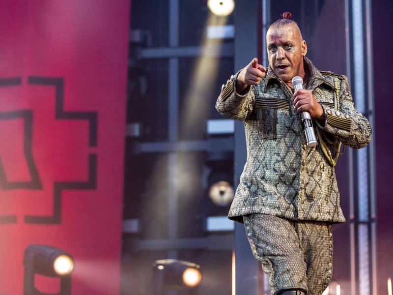 Till Lindemann, de Rammstein, afronta varias acusaciones por abuso sexual