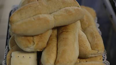 No hay bolsillo que aguante: advierten una nueva alza en el precio del pan