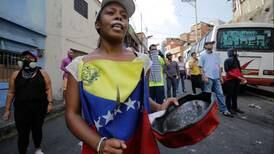 Masivas manifestaciones de oposición buscan derrocar a Maduro