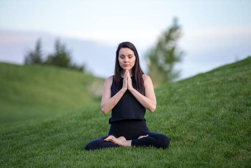 El yoga y la meditación son dos actividades que nos ayudan a fortalecer la mente