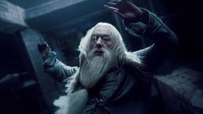 Harry Potter pierde por segunda vez a Albus Dumbledore: ya fallecieron dos actores que interpretaron al poderoso hechicero