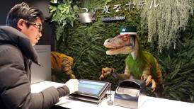 Conoce este hotel japonés llamado “Henn na” que es atendido por dinosaurios