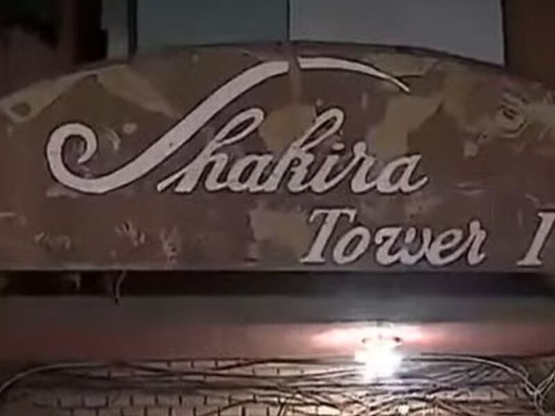 Barrio Meiggs: Desalojan 11 departamentos tomados en el edificio “Shakira Tower I”