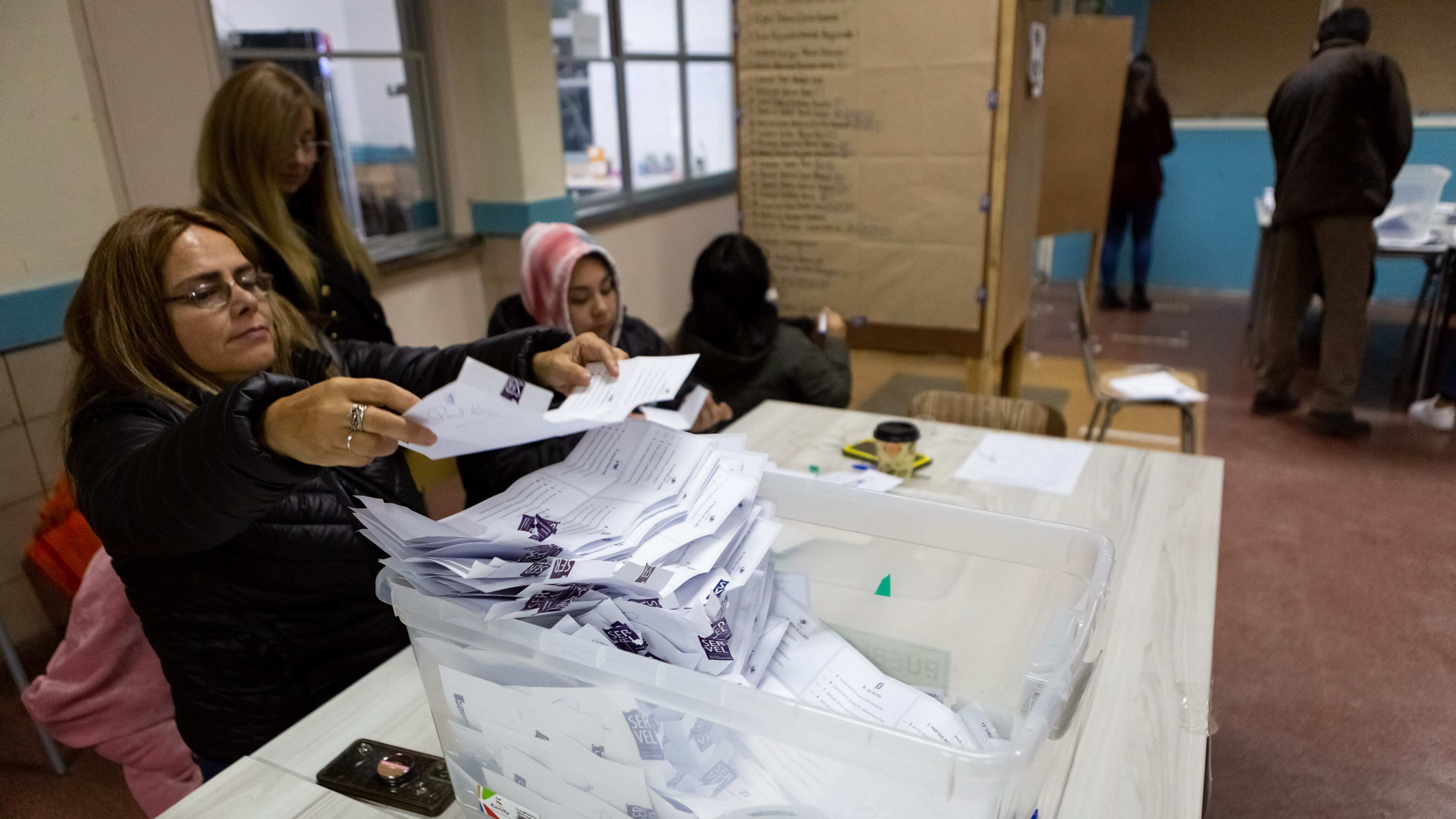 Las elecciones de octubre juntan alcaldes, concejales, gores y consejeros. / AGENCIAUNO