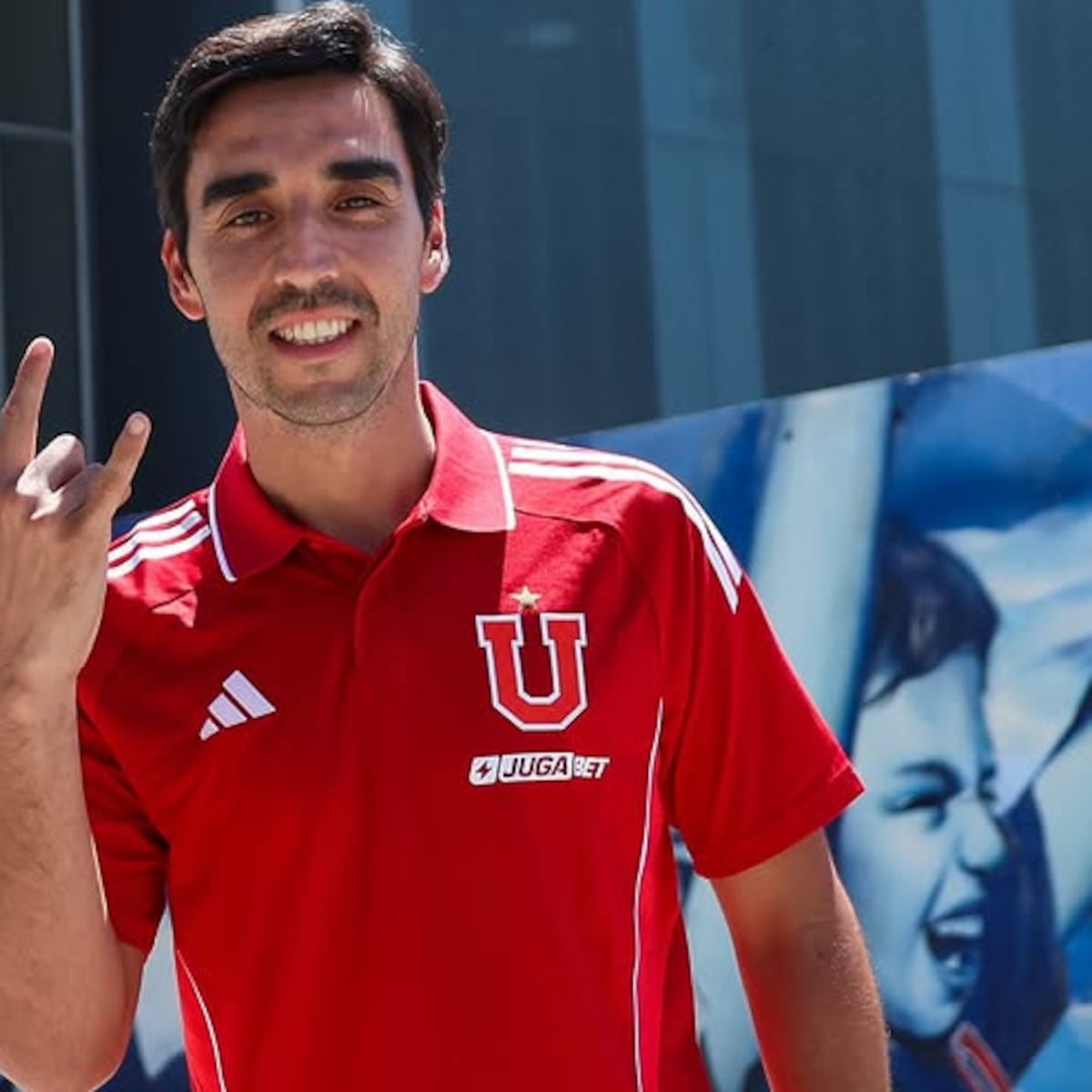 Meneghini oficializado como nuevo entrenador por la “U” Meneghini oficializado como nuevo entrenador por la “U”