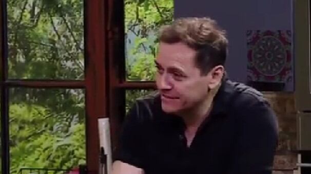 Álvaro Morales en Claudia Conversa