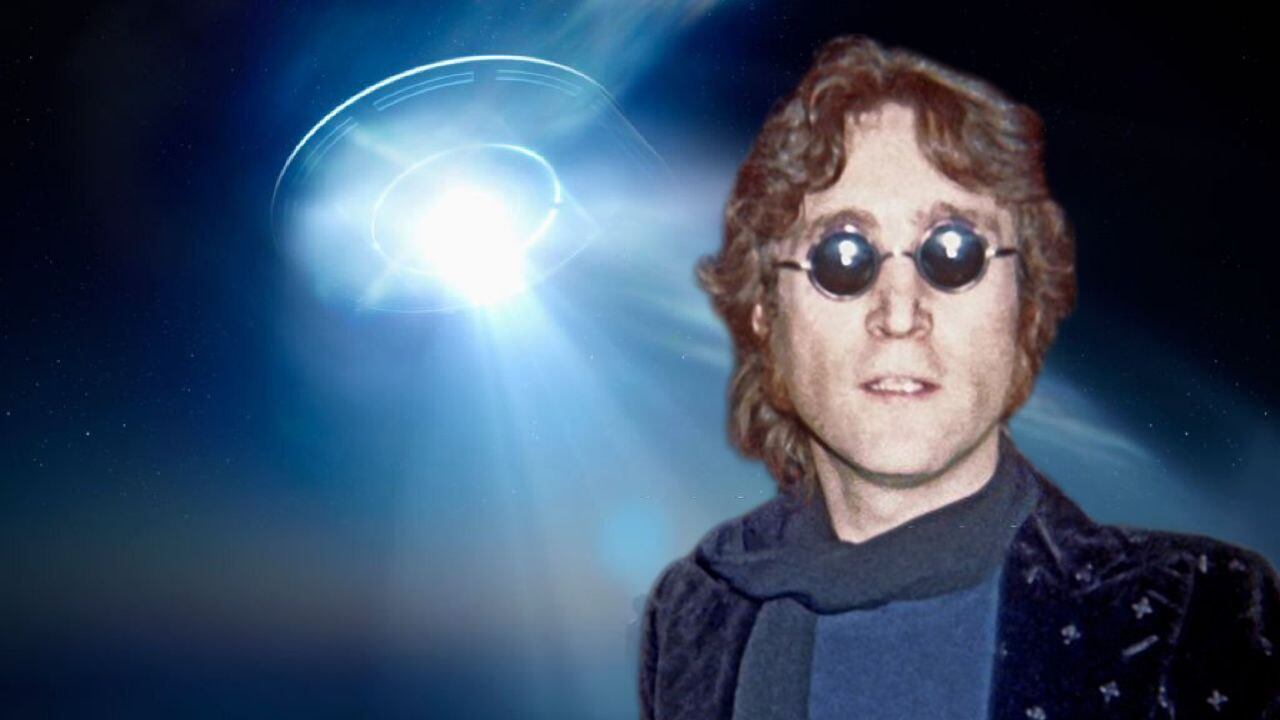 Según el relato de la leyenda inglesa de la música, vio un OVNI en Nueva York en 1974.