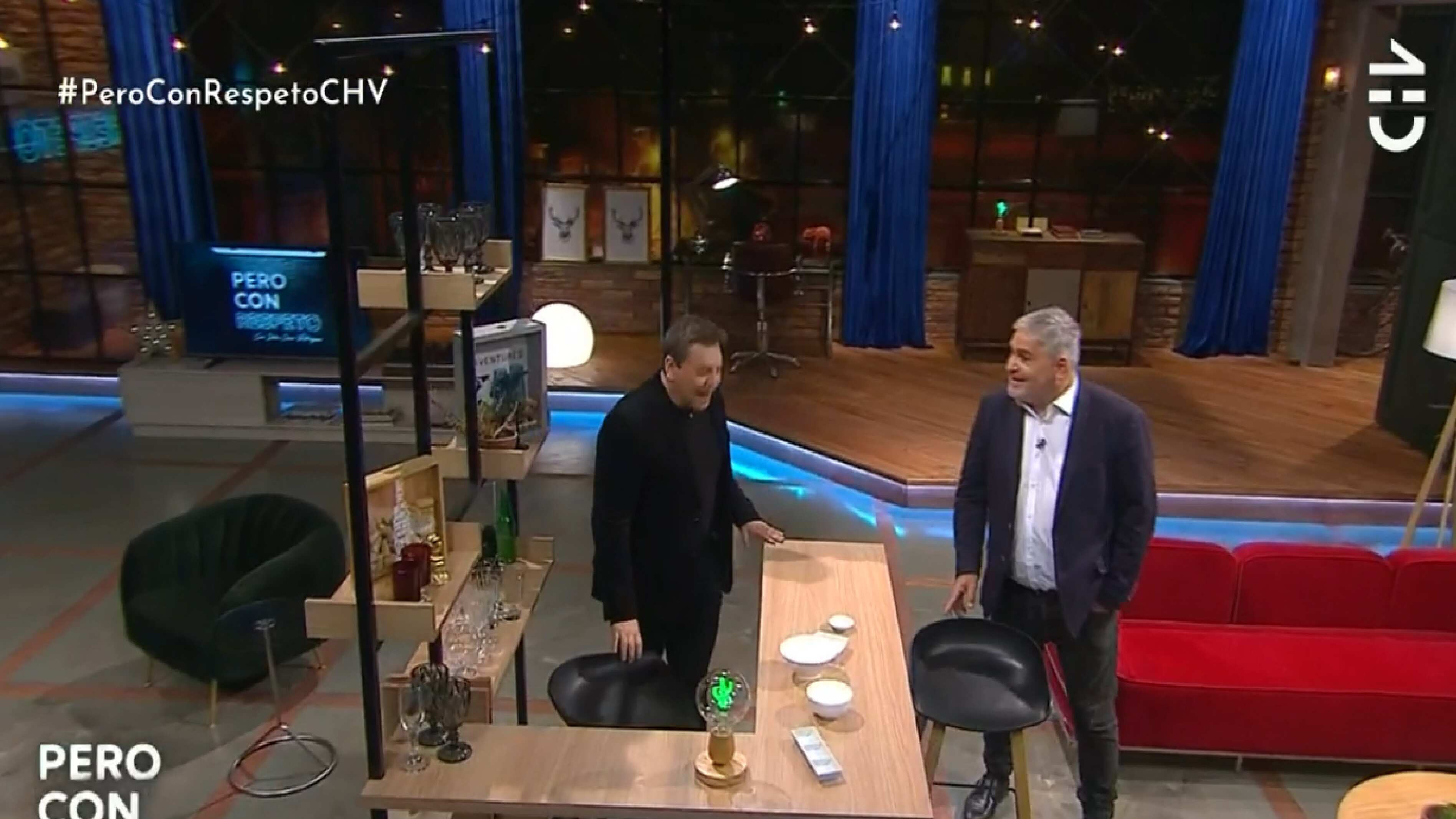 Julio César y Nicolás Larraín en "Pero con respeto".