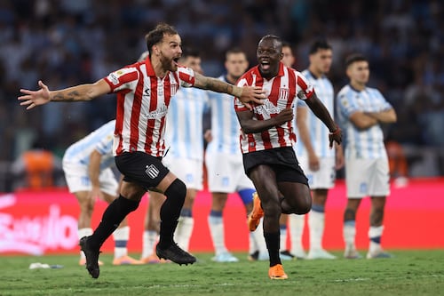 La insólita temporada 2025 del fútbol argentino: tuvo 8 campeones oficiales en Primera División