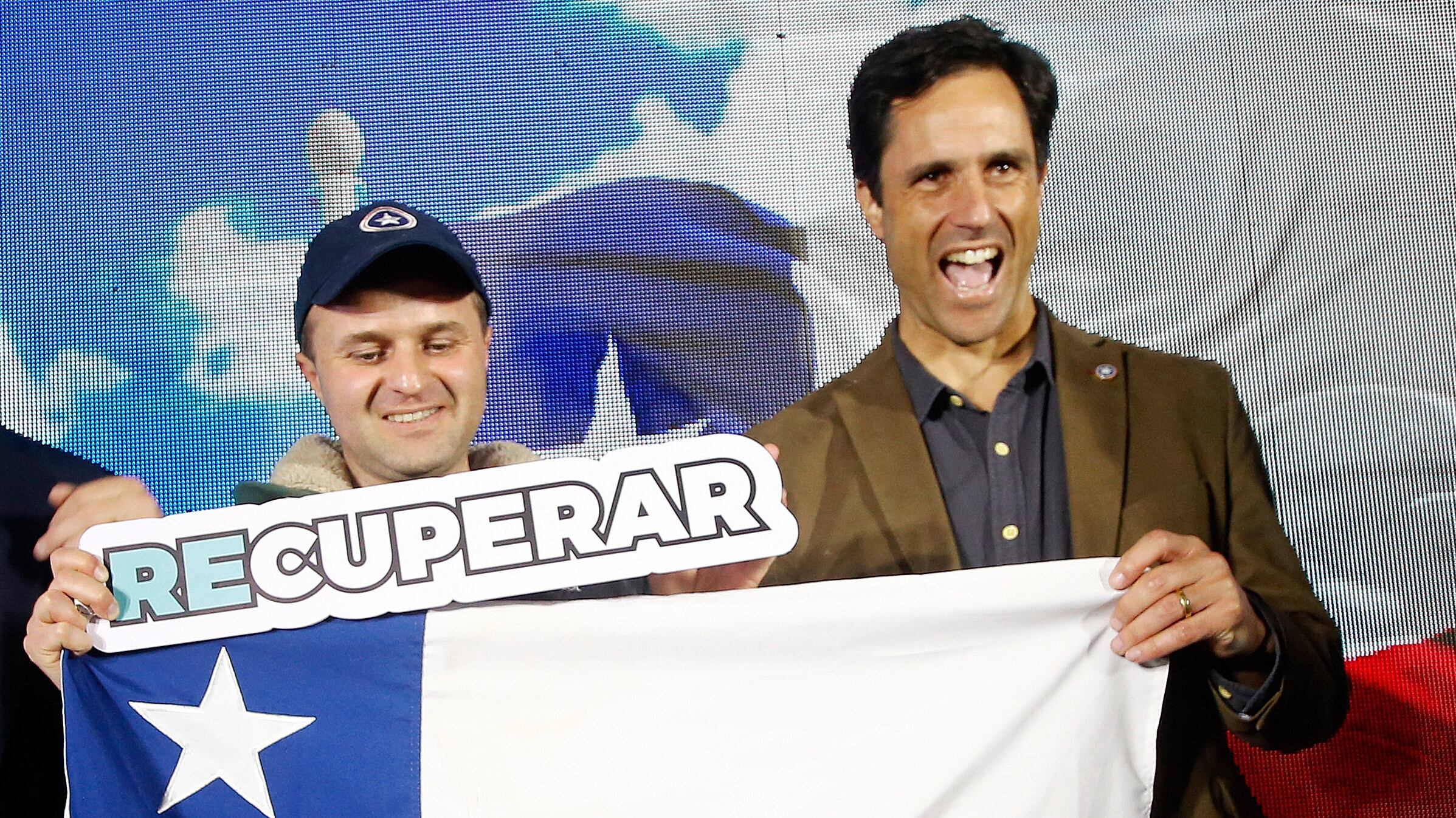 El constitucionalista, y recientemente electo consejero constituyente, Luis Silva, aseguró este lunes que "aunque tengas las mayorías debes hacerte cargo de no irritar a las minorías" en la redacción de la nueva Constitución.