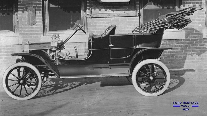 Ford T Touring (ejemplar de 1908)