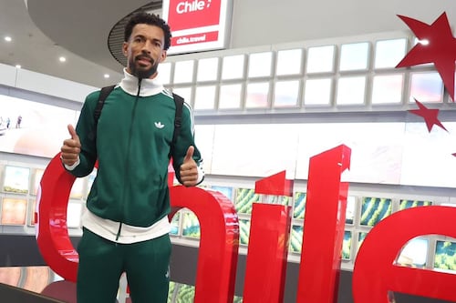 Vozinha genera la locura de los hinchas de Colo Colo: “Llegas a un equipo con una fibra social muy grande”