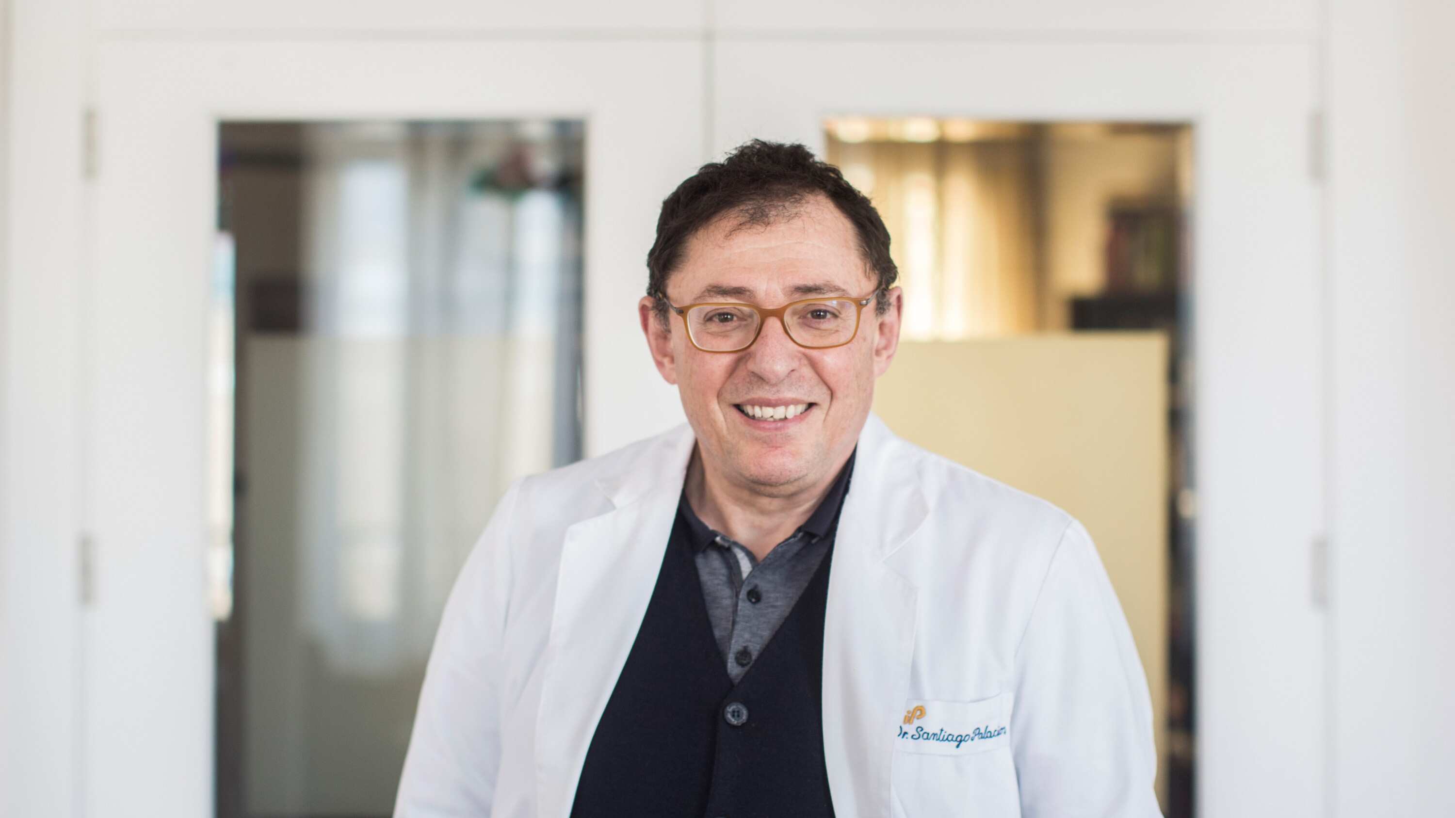 Dr. Santiago Palacios, Director del Colegio de Médicos de Madrid, dialoga sobre los anticonceptivos.