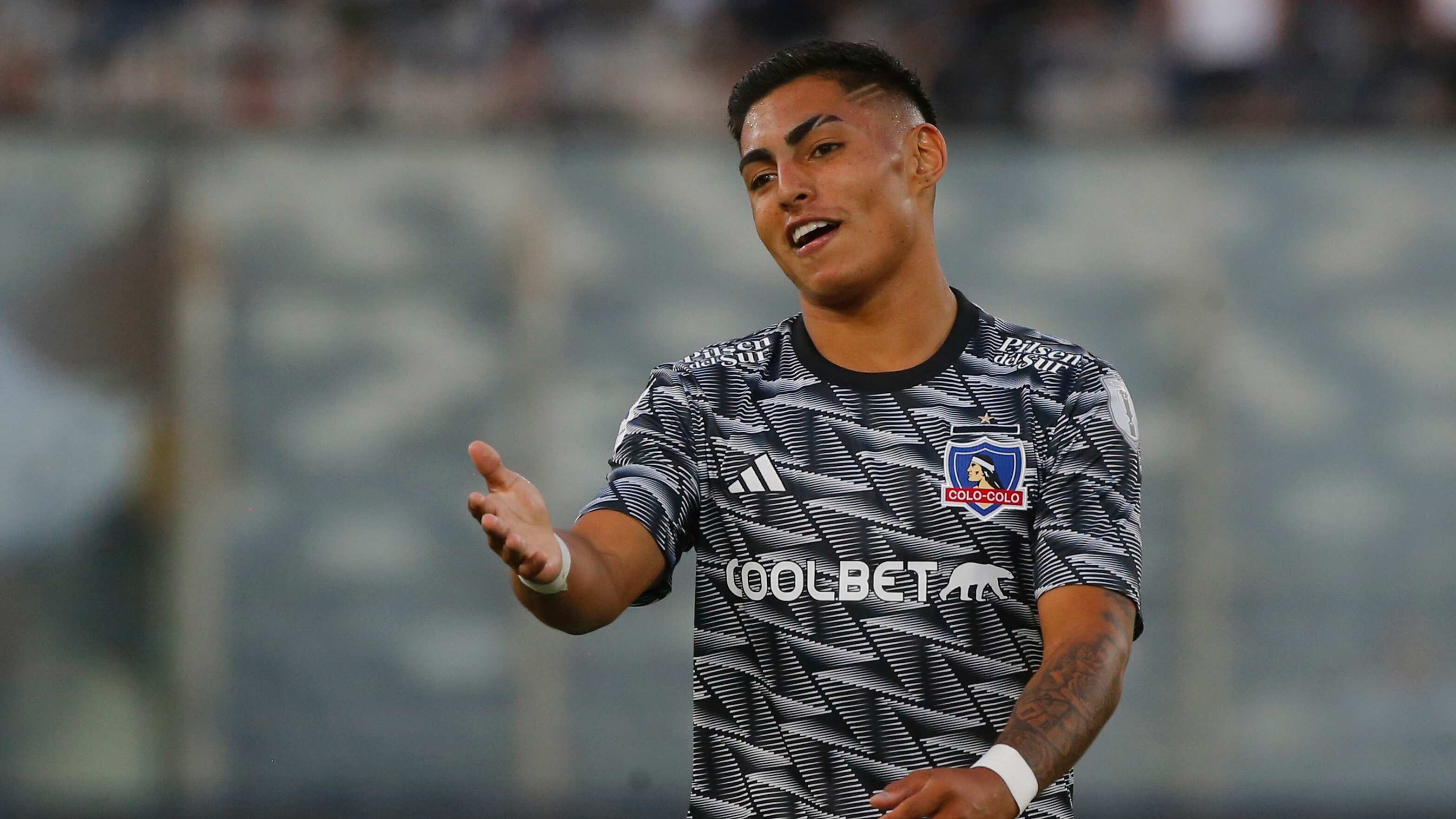 El jugador formado en Colo Colo fue apartado del plantel profesional albo luego de su episodio de violencia de género con su expareja.