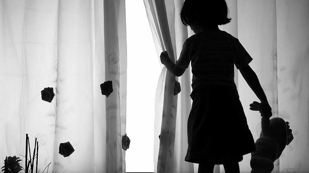 Los tíos abusaron de la sobrina por cinco años.