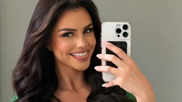 Emilia Dides sigue enfocada en su carrera musical.