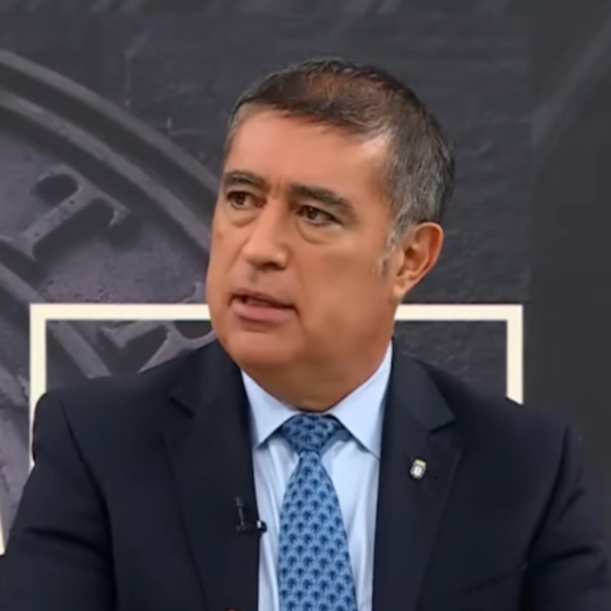 Mario Desbordes se pronuncia sobre eliminación de contribuciones Mario Desbordes se pronuncia sobre eliminación de contribuciones