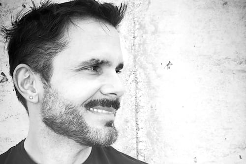 Álvaro Ballero salió al paso de las críticas en redes sociales y de paso aseguró que su exesposa “rehizo su vida en pareja hace mucho”