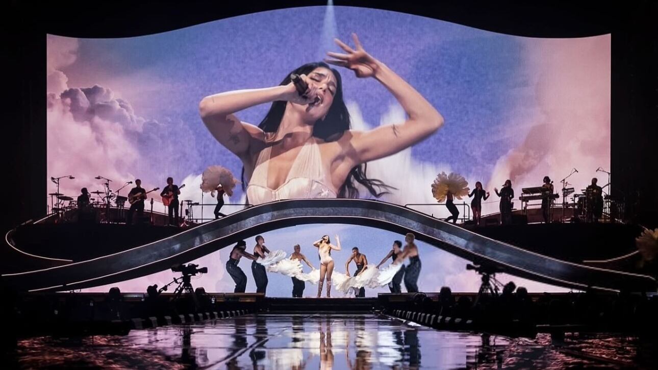 Dua Lipa generó la locura en Chile y agendó un segundo show en noviembre