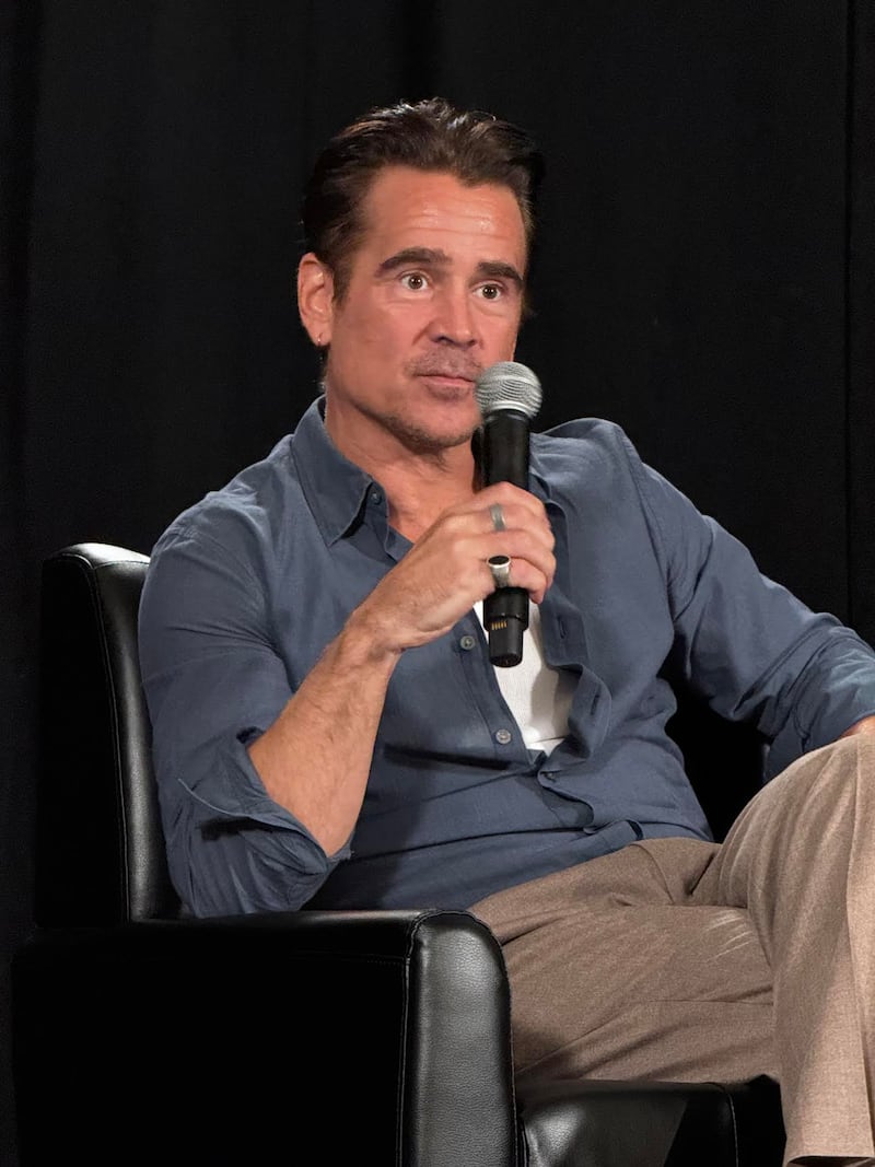 En la segunda temporada de Sugar, el detective melancólico y empático, John Sugar, interpretado por el actor Colin Farrell, se mueve por los márgenes de Los Ángeles sin perder la fe en la gente. Foto: cortesía.