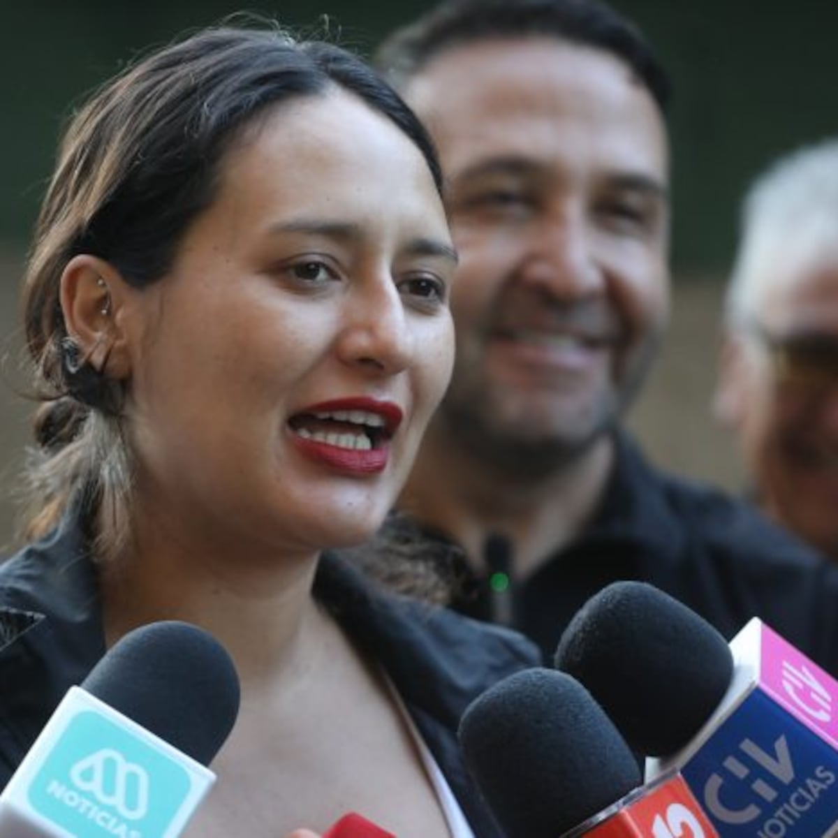 Alcaldesa de Lo Espejo denuncia amenazas de grupo “Los Pulpos” Alcaldesa de Lo Espejo denuncia amenazas de grupo “Los Pulpos”