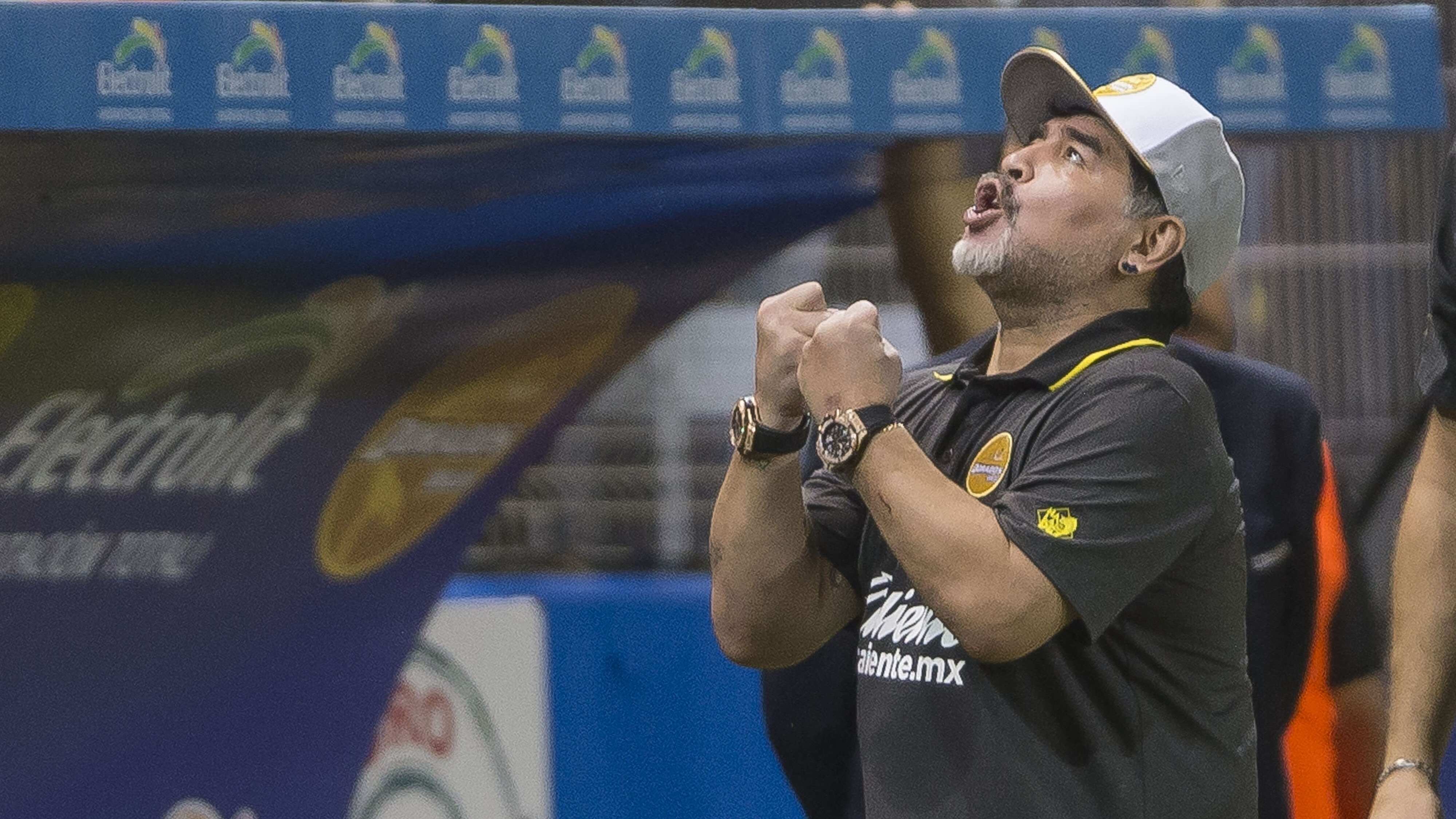 Diego Armando Maradona en su etapa como entrenador de Dorados